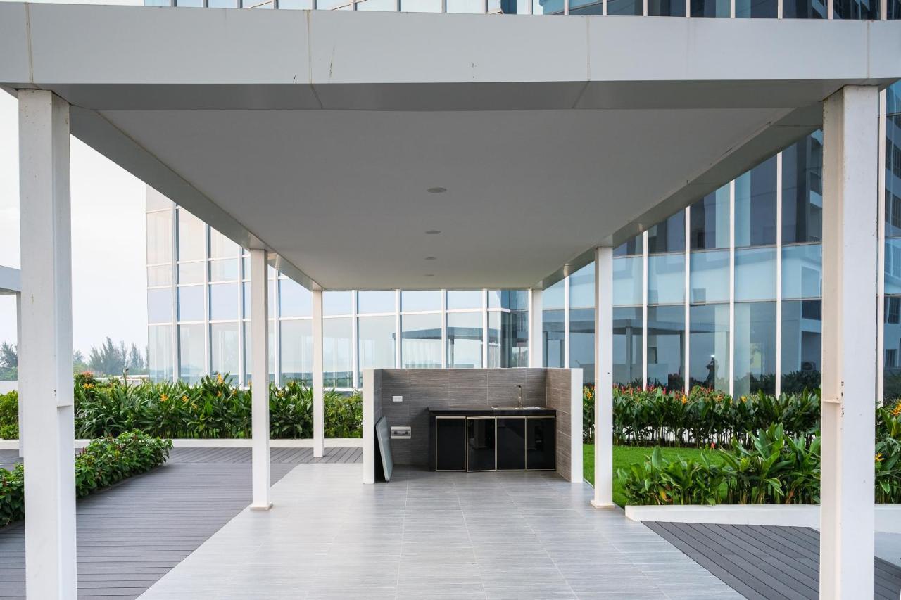 Lovina 17-11 At Harbour Bay Residences Nagoya Exterior foto